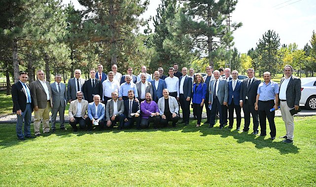 Başkan Büyükkılıç'tan, kurmayları ile Yatırım Değerlendirme ve Koordinasyon Toplantısı