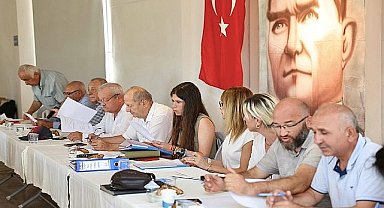 Başkan Denizli müjdeli haberi verdi: Alaçatı'da 31 yıllık kangren son buldu