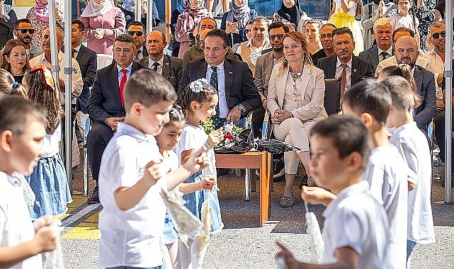 Başkan Mutlu İlköğretim Haftası'nı öğrencilerle birlikte kutladı
