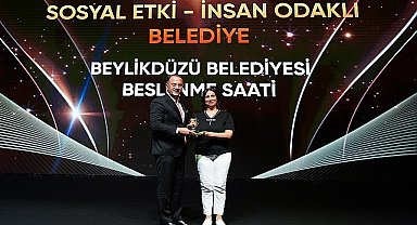 Beylikdüzü Belediyesi tarafından hayata geçirilen ve tüm Türkiye'ye örnek olan “Beslenme Saati