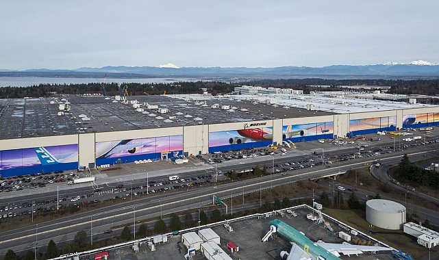 Boeing çalışanları sirketin yüzde 30 ücret artışı teklifini kabul etmedi