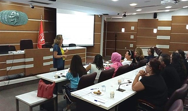 Bornova’da kadın muhtarlara İklim Adaleti Eğitimi