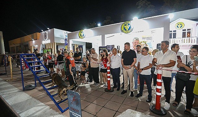 Buca'nın arama kurtarma köpeklerine büyük alkış