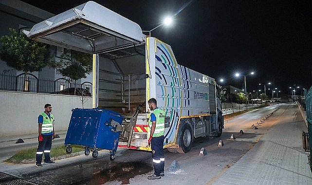 Buca'nın en büyük hastanesinde temizlik çalışması
