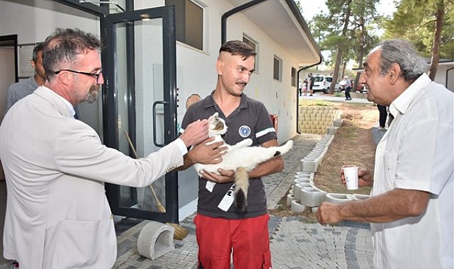 Bursa Halk Sağlığı Haftası’nda sokak hayvanları konuşuldu