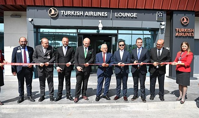 Büyükkılıç, Havalimanı Terminal Binası’nda yolcu salonunun açılışına katıldı