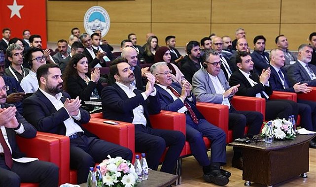 Büyükkılıç: Toplu ulaşım sektöründeki en büyük RES projesine sahip olacağız