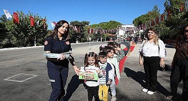 Büyükşehir Belediyesi İtfaiyesi'nden Miniklere Yangın Eğitimi