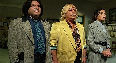 Cem Yılmaz imzalı fenomen karakter Erşan Kuneri, 2. sezonu ile 10 Ekim'de Netflix'e geri dönüyor.