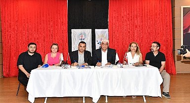 Çiğli'de Memurları Sevindiren İmza