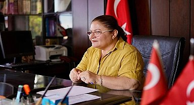 Didim Belediye Başkanı Hatice Gençay, Akyeniköy Mahallesi'nde vatandaşlarla bir araya geldi.