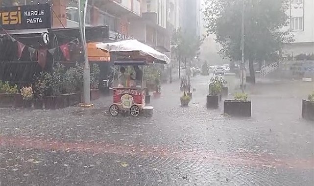 Diyarbakır'ı dolu ve şiddetli sağanak vurdu