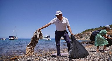 Dünya Temizlik Günü'nde Ayvalık Belediyesi'nden büyük farkındalık: “Çöpler bizim değil ama Ayvalık bizim