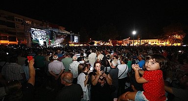 EFEST'TE işinin ehli ustalar, yetenekli çocuklar, coşkulu sahneler