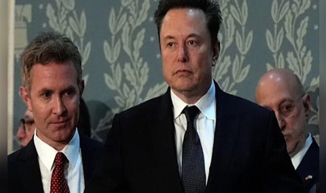 Elon Musk Brezilya yargısıyla verdiği kavgada geri adım attı