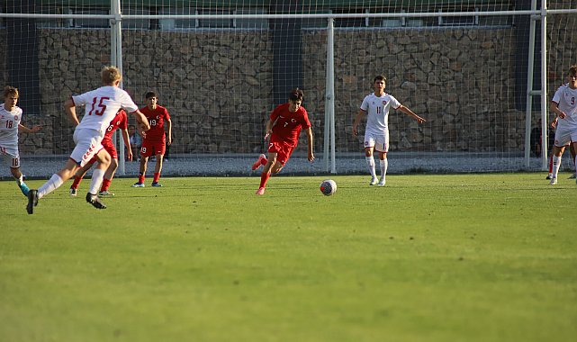 Erciyes Yüksek İrtifa Kamp Merkezi, Futbol Turnuvası’na ev sahipliği yapıyor