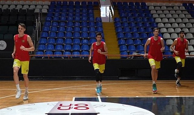 Eren Çapraz, altyapıdan ana kadroya seçilen ilk basketbolcu oldu