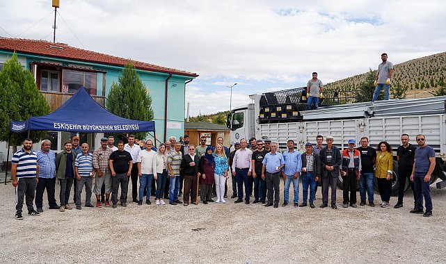 Eskişehir Büyükşehir Belediyesinden hayvan yetiştiricilerine destek