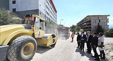 Fatih Mahallesinde Yeni Yollara Sathi Kaplama Yapılıyor