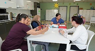 Gaziemir Belediyesi'nden alzheimer hastalarına tam destek