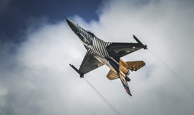 IDF: Savaş uçakları, Lübnan topraklarında bir başka saldırı dalgasını tamamladı