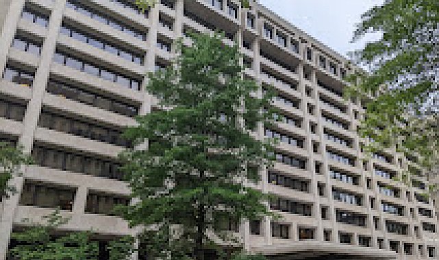 IMF, Avrupa genelindeki yoğun eleştirilerin ardından Rusya ziyaretini erteledi