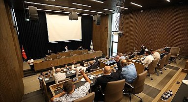 İnegöl Belediyesi'nin 5 Yıllık Yol Haritası Meclisten Geçti