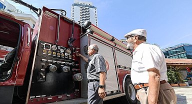 İtfaiye Haftası'nda emekli itfaiyeciler anılarını paylaştı “Bir daha dünyaya gelsem yine itfaiyeci olurdum