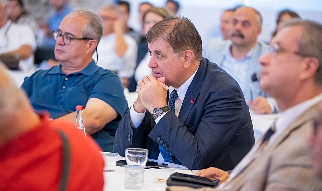 İzmir’in yeni Deprem Master Planı için yol haritası oluşturuluyor