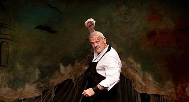 İzmir Şehir Tiyatroları, perdelerini 3 Ekim'de açıyor Yeni sezon Levent Üzümcü'nün oyunuyla başlıyor