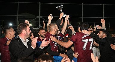 Kadıköyspor'un kupası Kocaman'dan