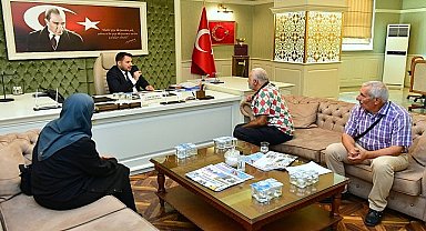 Kahramankazan Belediye Başkanı Selim Çırpanoğlu, Halk Günü'nde vatandaşlarla bir araya geldi.