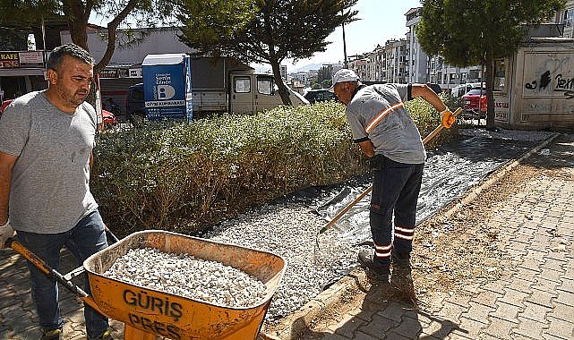 Karabağlar Belediyesi'nden parklara yeni dokunuş