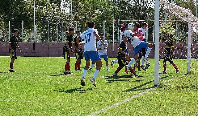 Kemer Belediye U16 dolu dizgin