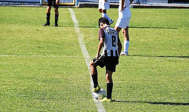 Kemer Belediyespor dolu dizgin