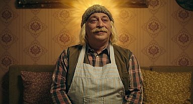 Netflix, Cem Yılmaz'a eşsiz bir kadronun eşlik ettiği Erşan Kuneri'nin ikinci sezon fragmanını paylaştı