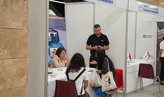 Orhangazi'de 25 işveren standında 1.675 iş başvurusu yapıldı