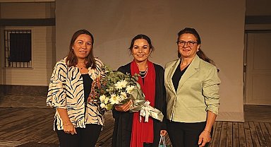 Ormandaki Kulübe'de 'Ben Türkan Saylan' izleyicilerle buluştu