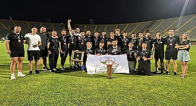 Osmangazi Belediyespor, Turkcell Süper Lig'de üçüncü oldu