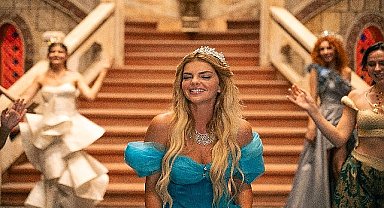 Pelin Karahan Tete ve Masal: Rüyalar Diyarı için prenses oldu 