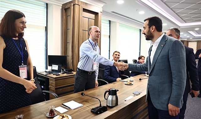 Rus iş insanlarından oluşan heyet, Bağcılar Belediyesi’ni ziyaret etti