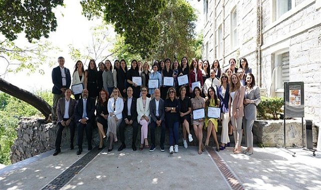Sağlığa Yön Verecek Kadın Liderler Gelişim Programı 4. dönem kayıtları başladı
