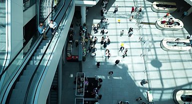 Ticaret Bakanı Bolat, 15. Yerel Zincirler Buluşuyor Konferansı ve Fuarı’na katıldı