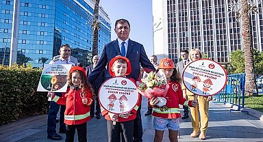 Tugay: İzmir İtfaiyesi İzmir'in gururudur