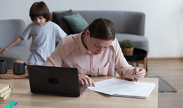 Veliler ve öğrenciler dertli: “Yurtlar yetersiz, eğitim ve servis ücretleri cep yakıyor