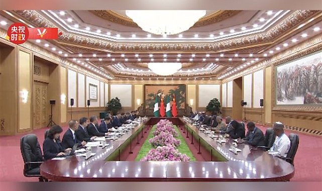 Xi, Nijerya Devlet Başkanı Tinubu ile görüştü