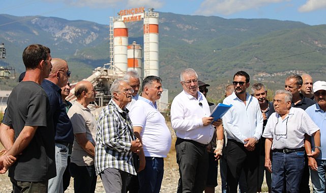 Zeytinli Mahallesi halkı ve esnaftan imza kampanyası