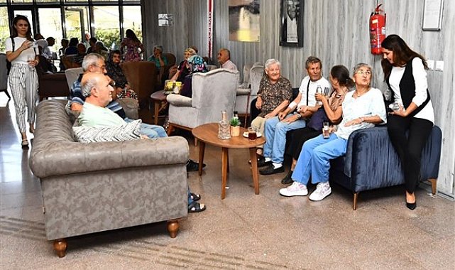 Zübeyde Hanım Huzurevi’nin eşyaları bağışla yenilendi