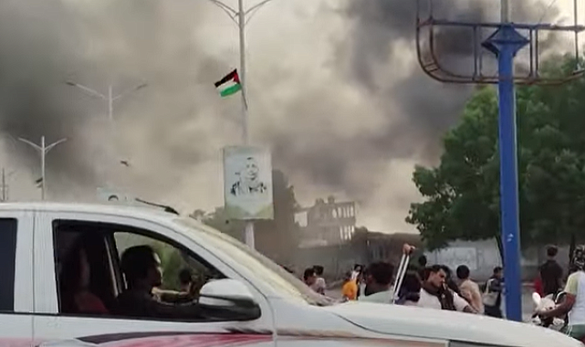 ABD güçleri Cuma günü Yemen'de Husi belgelerindeki 15 hedefe saldırı düzenledi