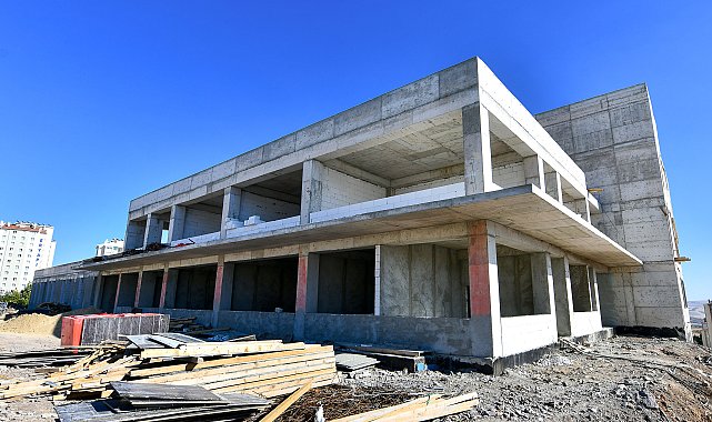 Ankara Büyükşehir Belediyesinden Etimesgut'a